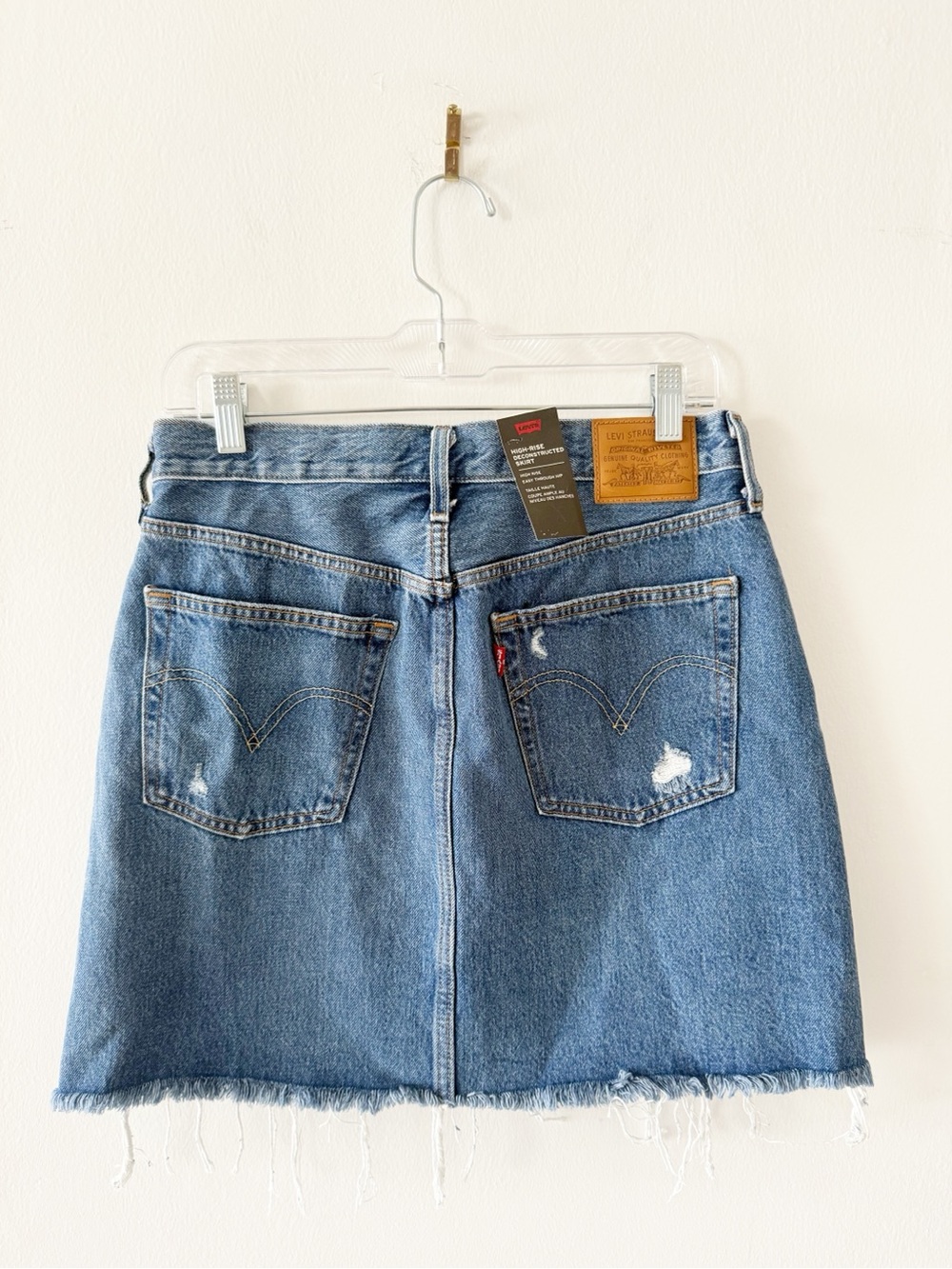 NEW Levi's High Rise Denim Jean Deconstructed Skirt Size 29 - Picture 3 of 4